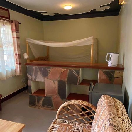 Banda Lodge Masaka Ngoại thất bức ảnh