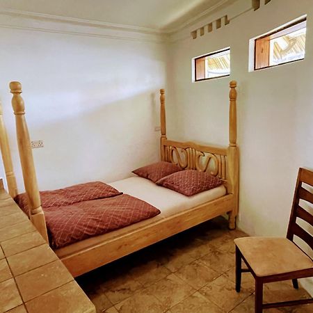 Banda Lodge Masaka Ngoại thất bức ảnh