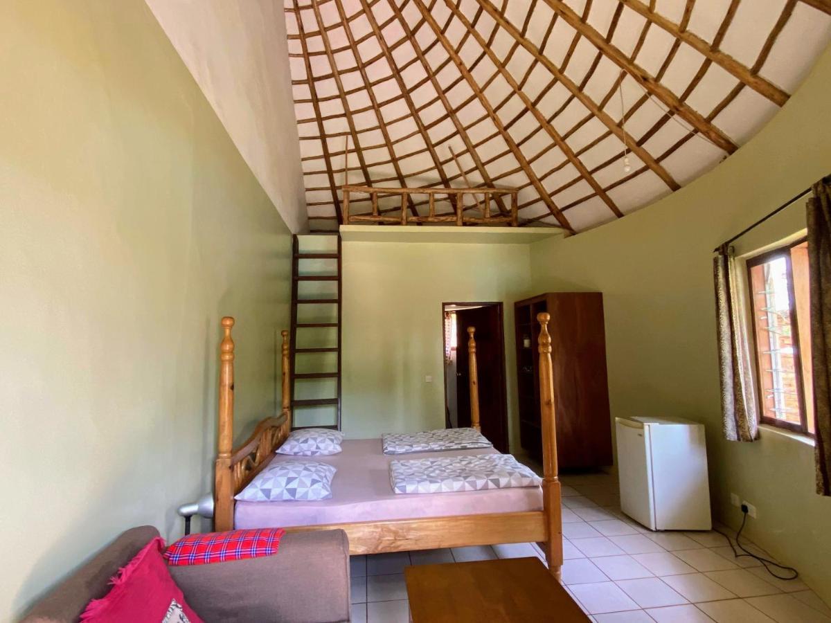 Banda Lodge Masaka Ngoại thất bức ảnh