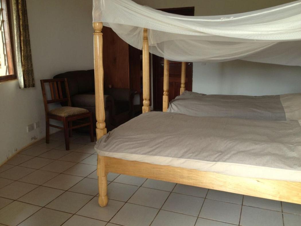 Banda Lodge Masaka Ngoại thất bức ảnh