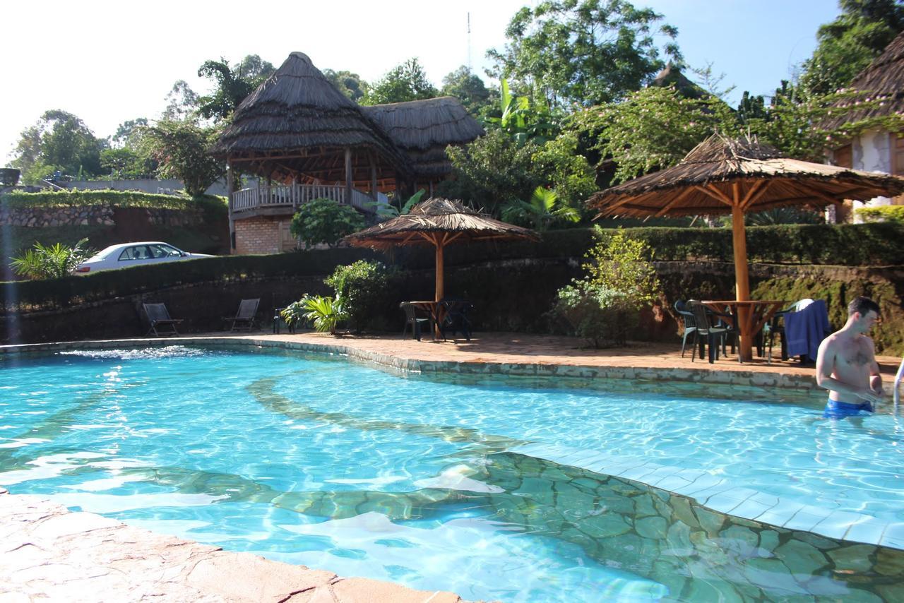 Banda Lodge Masaka Ngoại thất bức ảnh
