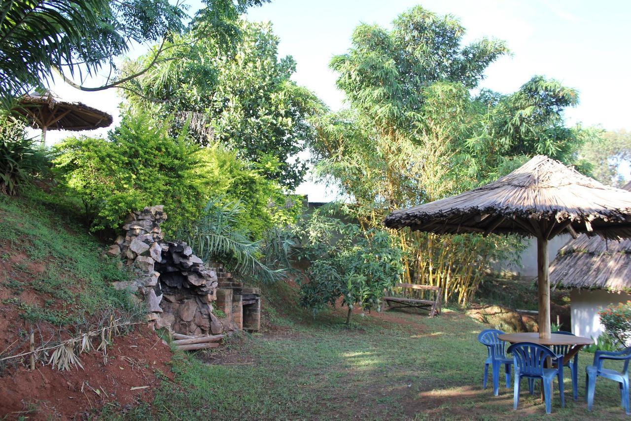 Banda Lodge Masaka Ngoại thất bức ảnh