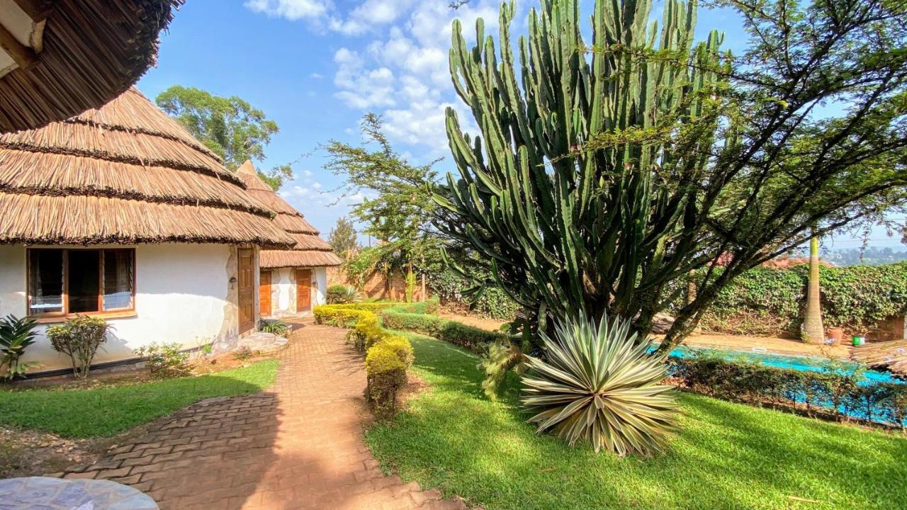 Banda Lodge Masaka Ngoại thất bức ảnh